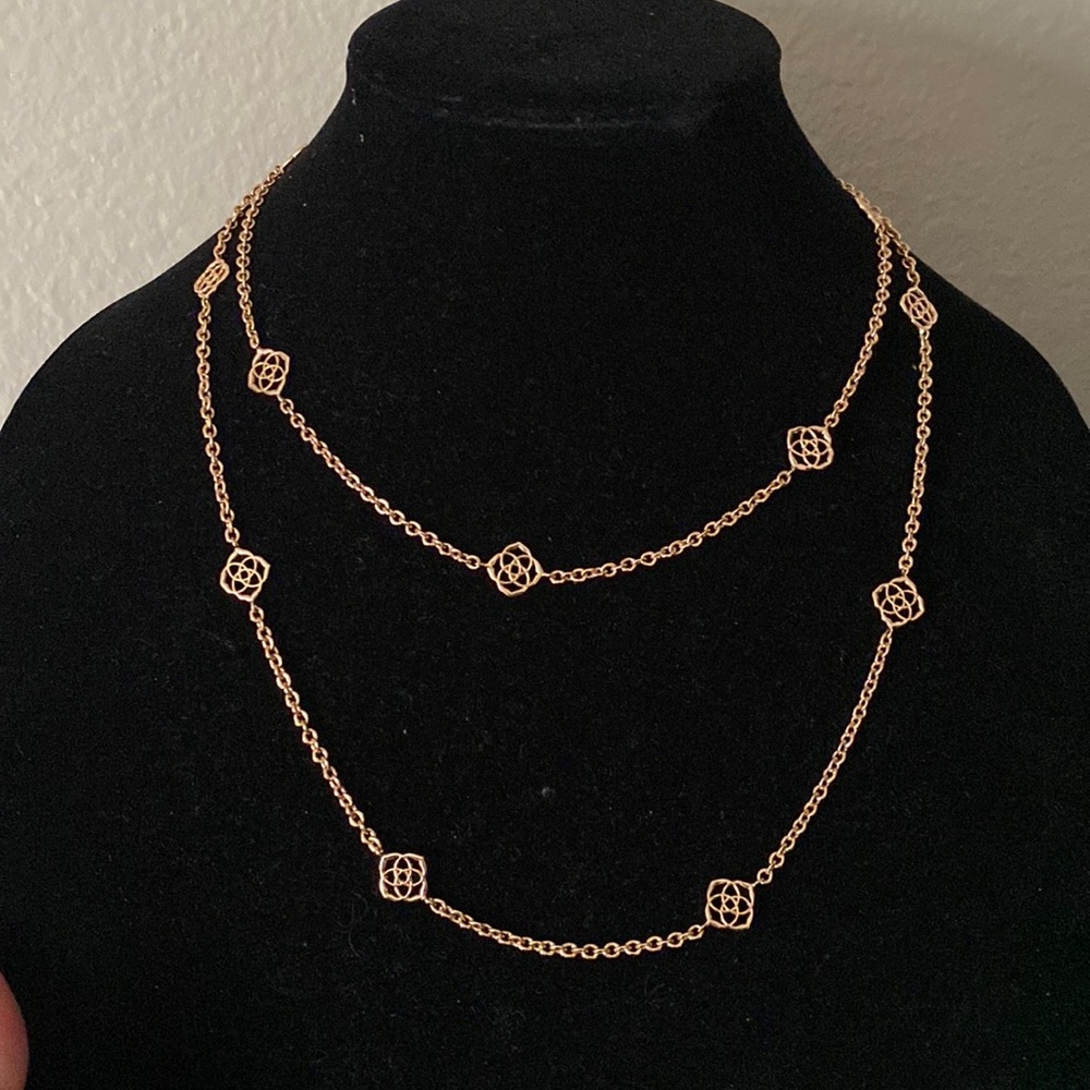 Kendra Scott Devalyn necklace